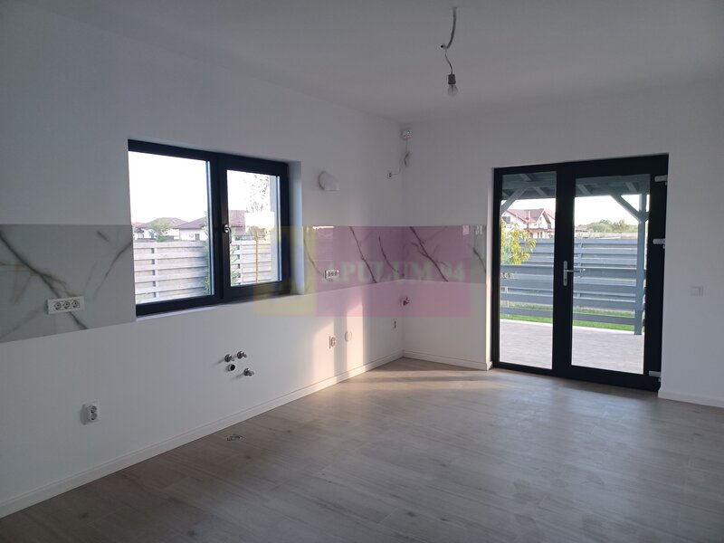Casa noua parter 162 mp, curte 504 mp, Sabareni