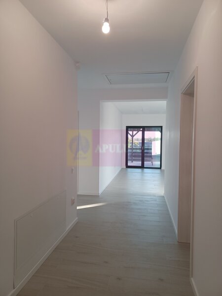 Casa noua parter 162 mp, curte 504 mp, Sabareni
