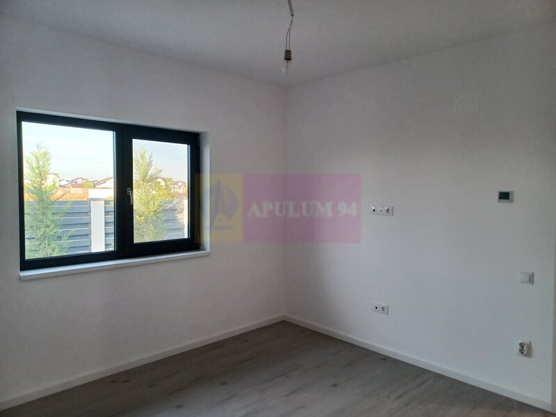 Casa noua parter 162 mp, curte 504 mp, Sabareni